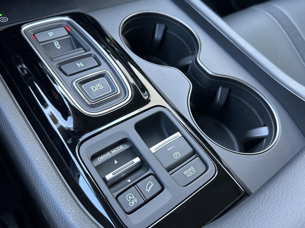 new 2025 Honda Pilot car, priced at $45,725