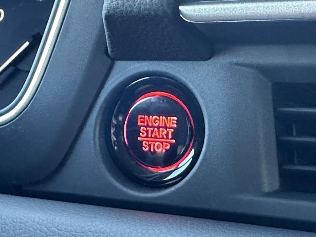 new 2025 Honda Pilot car, priced at $45,725