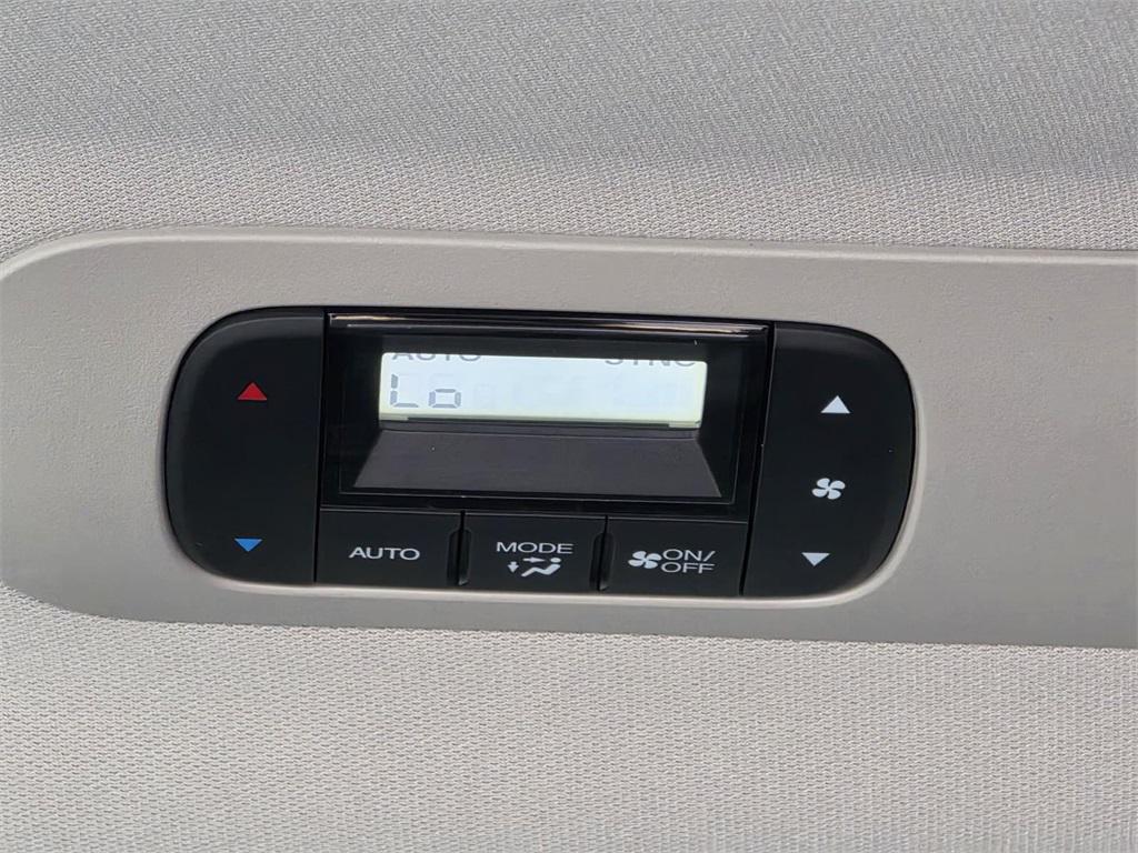 new 2026 Honda Odyssey car, priced at $44,290