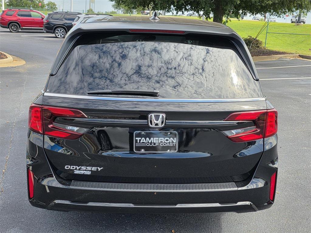 new 2026 Honda Odyssey car, priced at $44,290