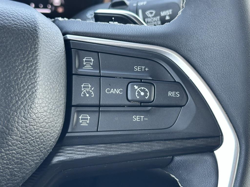 used 2023 Jeep Grand Cherokee L car, priced at $26,000