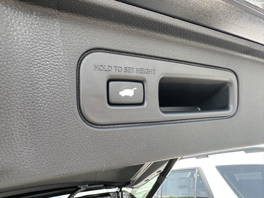 new 2025 Honda Pilot car, priced at $42,119