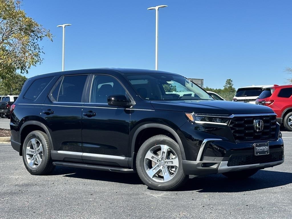 new 2025 Honda Pilot car, priced at $42,119