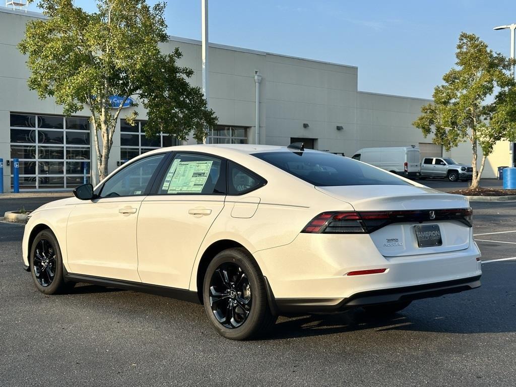 new 2025 Honda Accord car, priced at $31,665