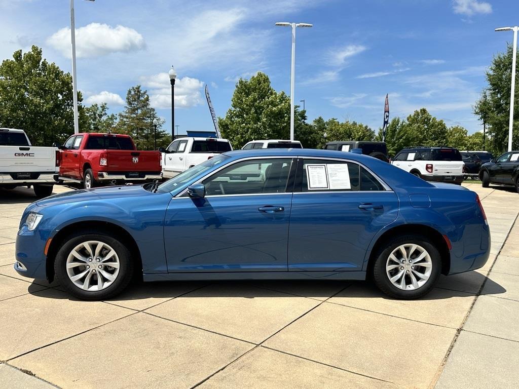 used 2023 Chrysler 300 car, priced at $26,000