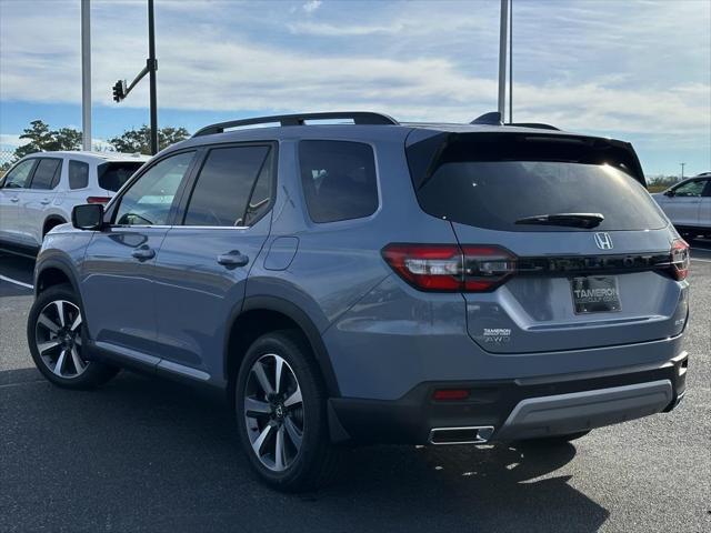 new 2025 Honda Pilot car, priced at $54,985
