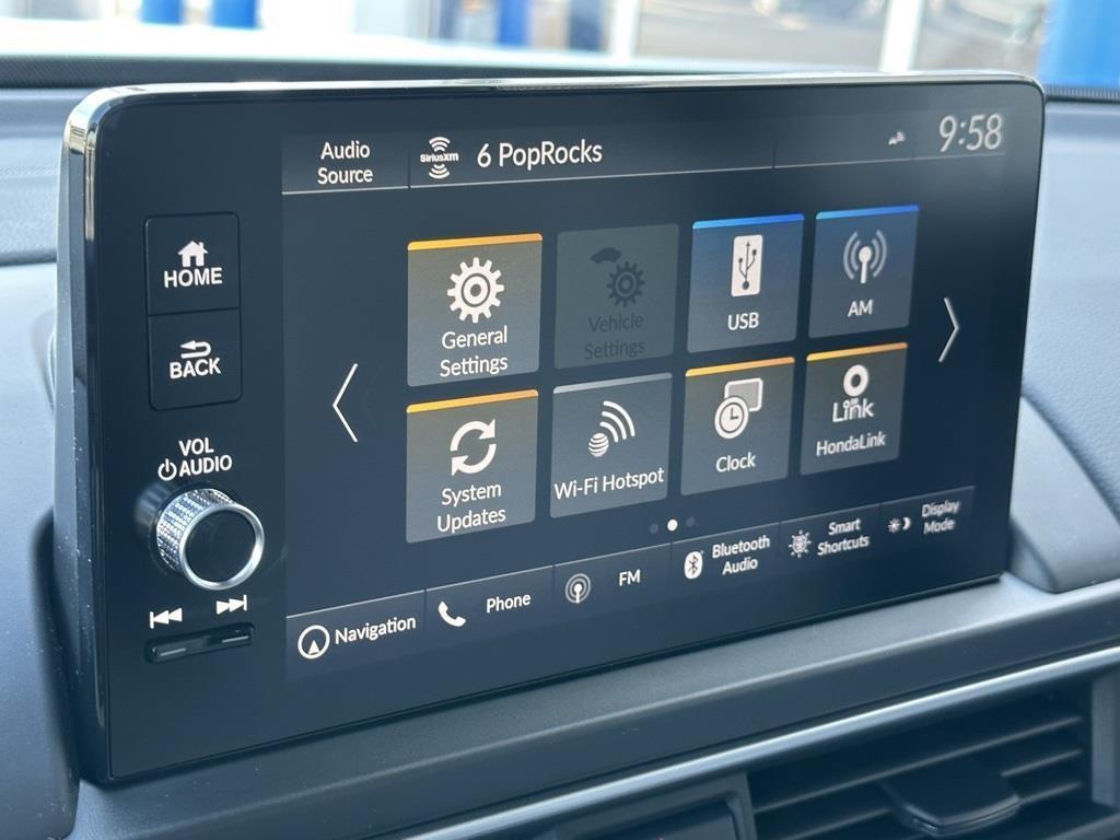 new 2025 Honda Pilot car, priced at $51,350