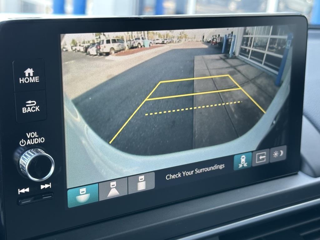 new 2025 Honda Pilot car, priced at $51,350