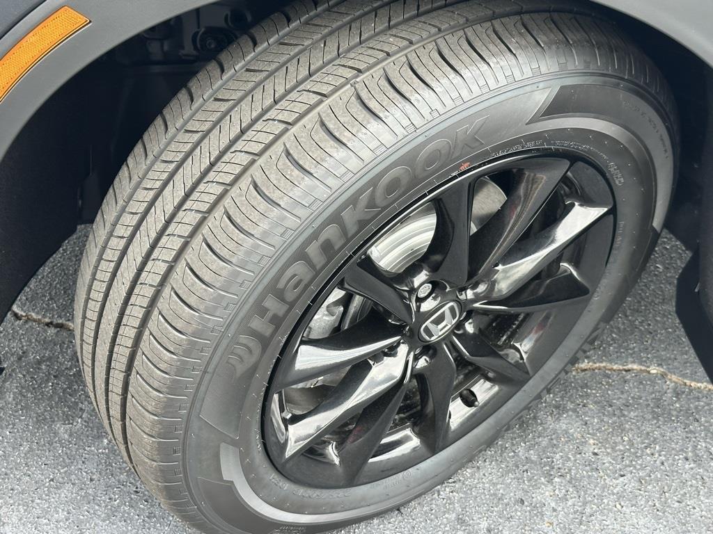 new 2026 Honda CR-V Hybrid car, priced at $37,080