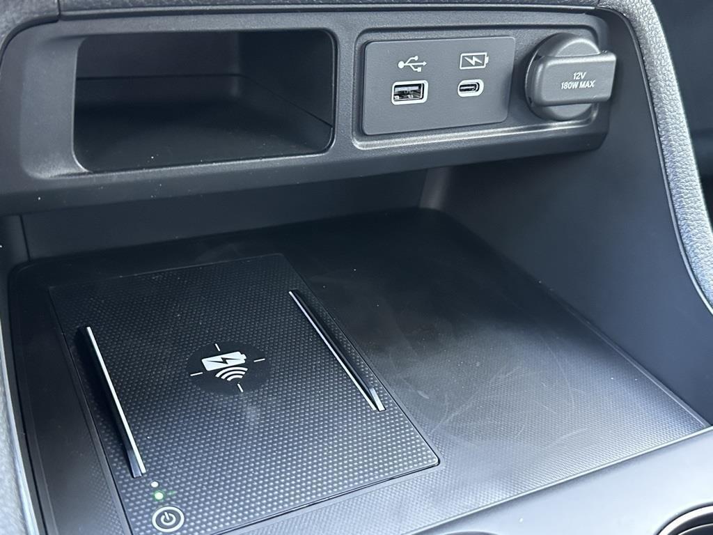 new 2025 Honda Pilot car, priced at $50,895