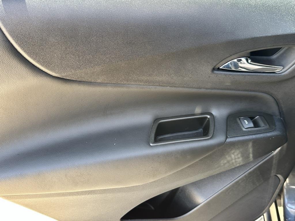 used 2023 Chevrolet Equinox car, priced at $22,000