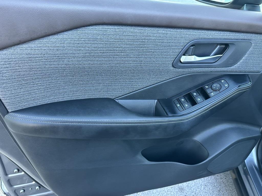 used 2023 Nissan Rogue car, priced at $23,709