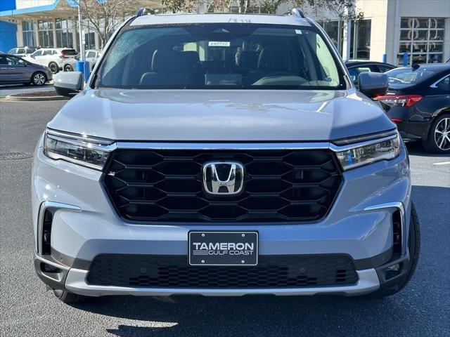 new 2025 Honda Pilot car, priced at $49,405