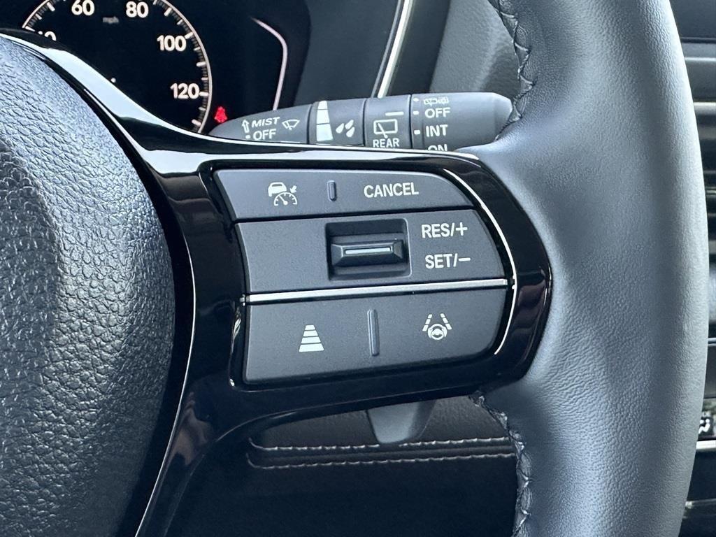 new 2025 Honda Pilot car, priced at $44,180