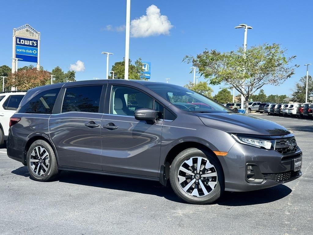 new 2026 Honda Odyssey car, priced at $44,655