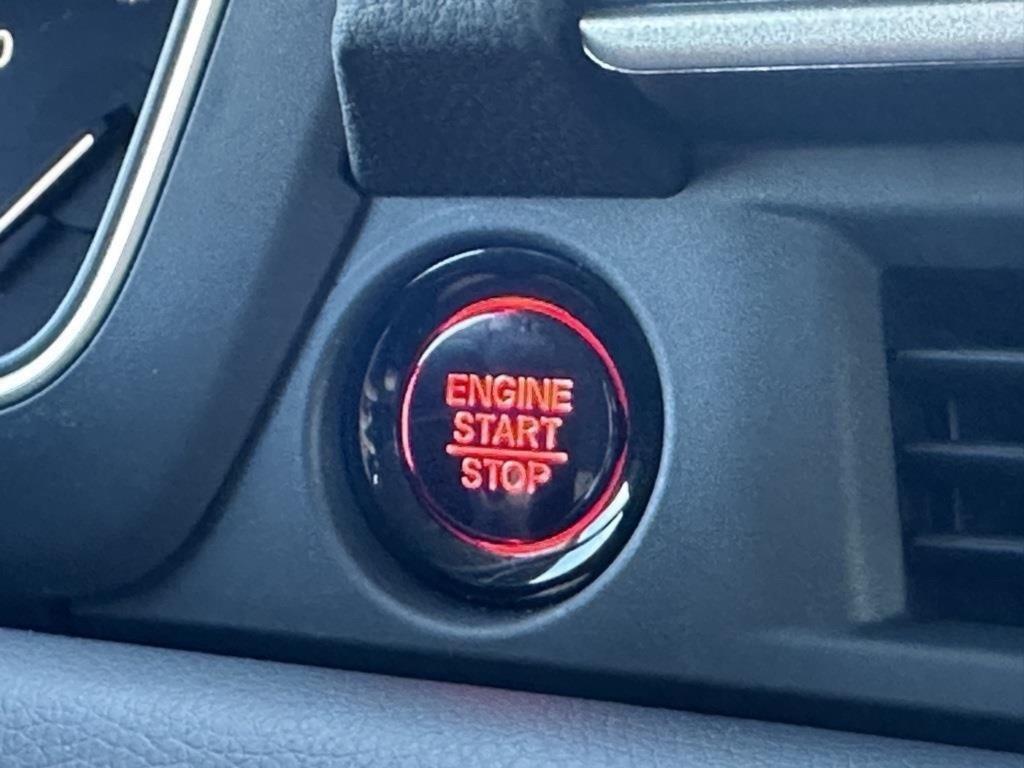 new 2025 Honda Pilot car, priced at $44,995