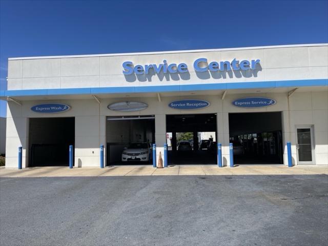 used 2018 Honda Clarity Plug-In Hybrid car, priced at $17,025