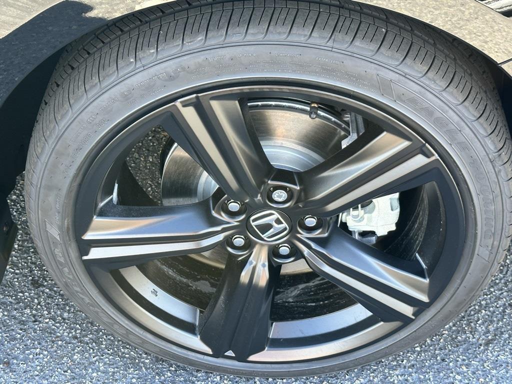 new 2025 Honda Accord Hybrid car, priced at $35,070