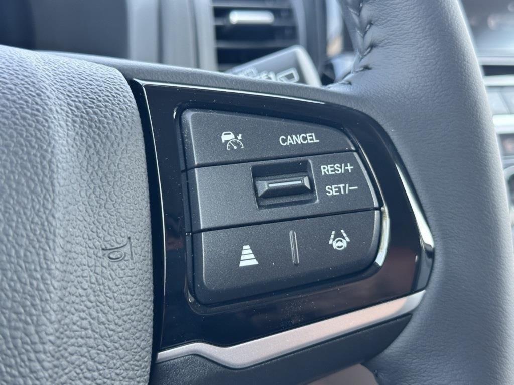 new 2026 Honda Odyssey car, priced at $44,885