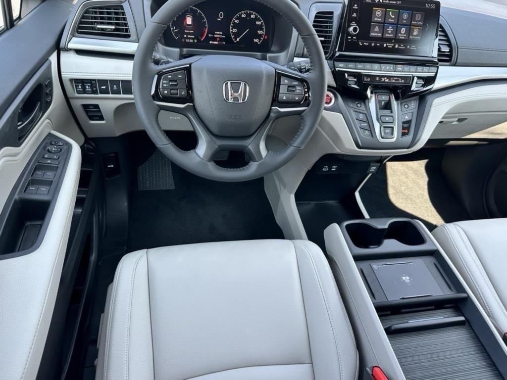 new 2026 Honda Odyssey car, priced at $44,885