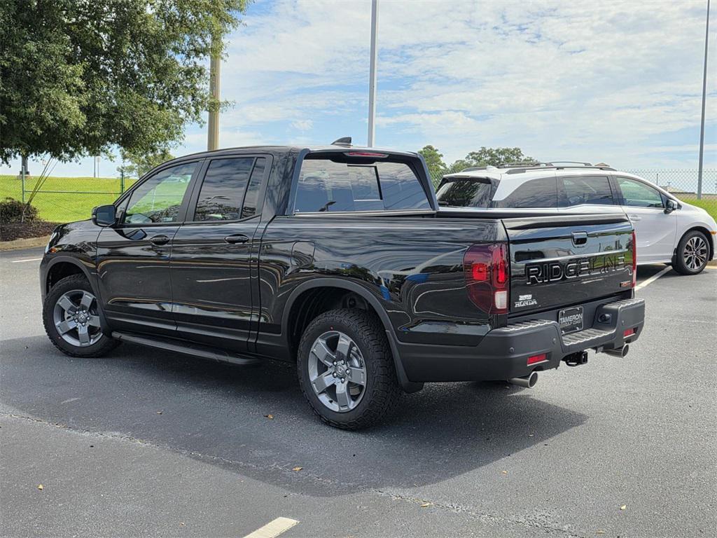 new 2025 Honda Ridgeline car, priced at $42,273