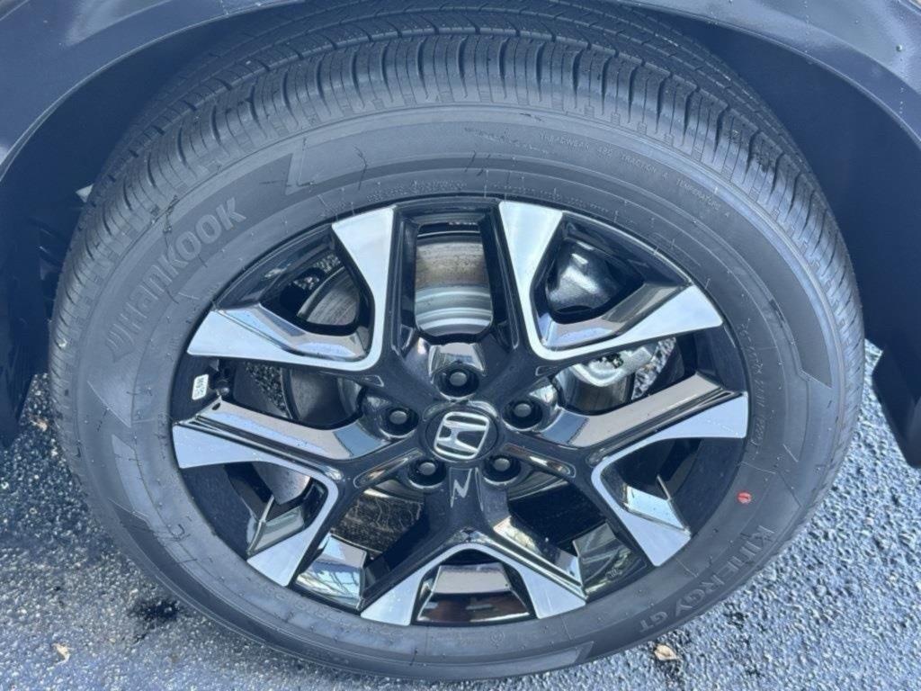 new 2026 Honda HR-V car, priced at $33,455