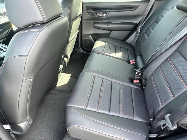new 2026 Honda CR-V Hybrid car, priced at $40,575
