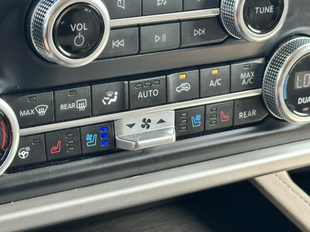 used 2024 Ford Expedition Max car, priced at $44,000