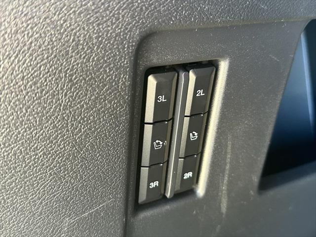 used 2024 Ford Expedition car, priced at $51,000