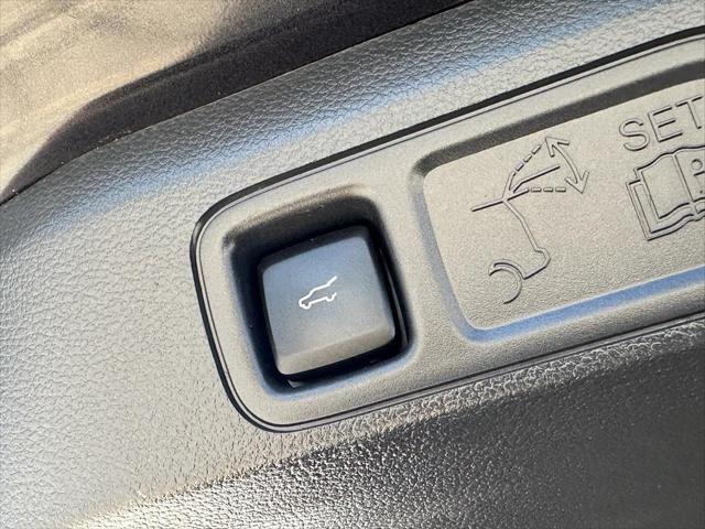 used 2024 Ford Expedition car, priced at $51,000