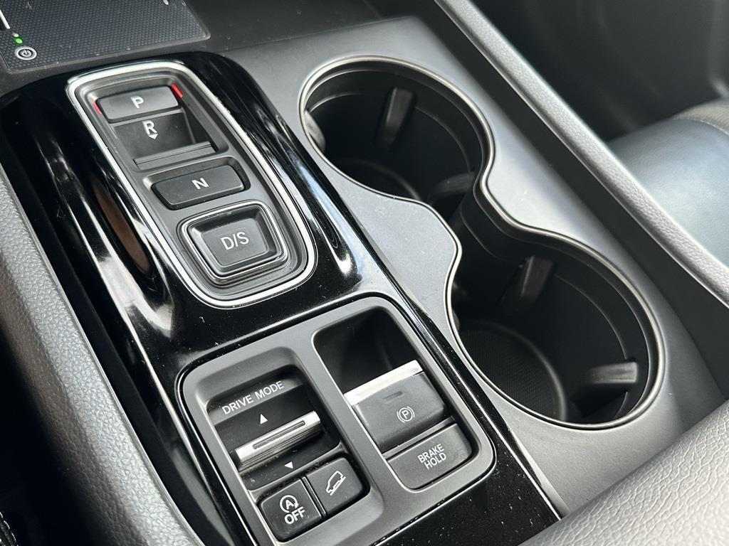 used 2024 Honda Pilot car, priced at $38,000