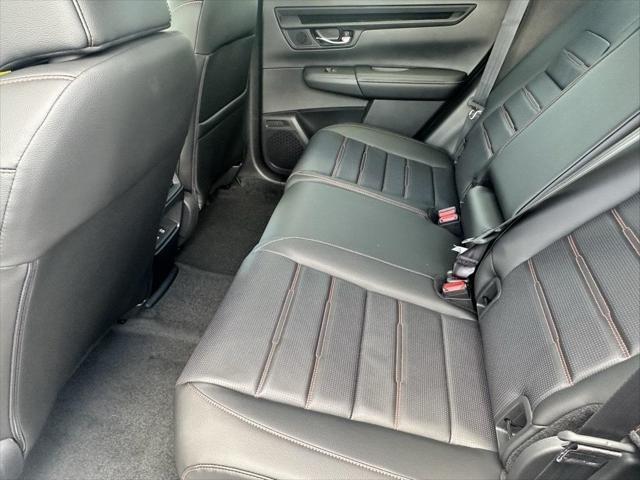 new 2026 Honda CR-V Hybrid car, priced at $40,575