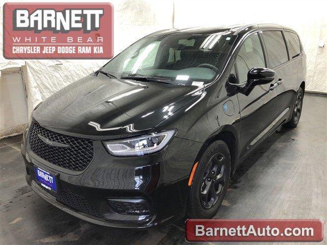 used 2023 Chrysler Pacifica Hybrid car, priced at $39,977