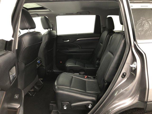 used 2014 Toyota Highlander car, priced at $16,988