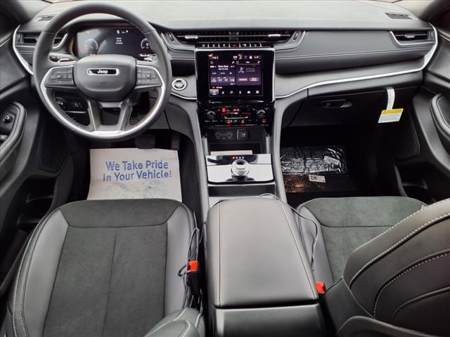 new 2025 Jeep Grand Cherokee L car, priced at $40,941