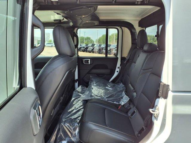 new 2025 Jeep Gladiator car, priced at $41,303