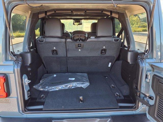 new 2025 Jeep Wrangler car, priced at $54,625