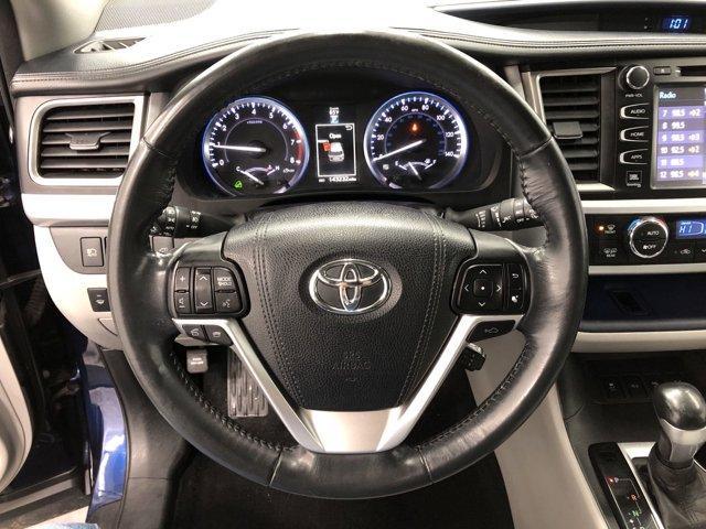 used 2015 Toyota Highlander car, priced at $17,988