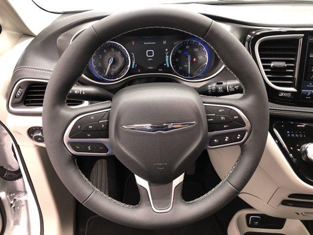 used 2024 Chrysler Pacifica car, priced at $43,988