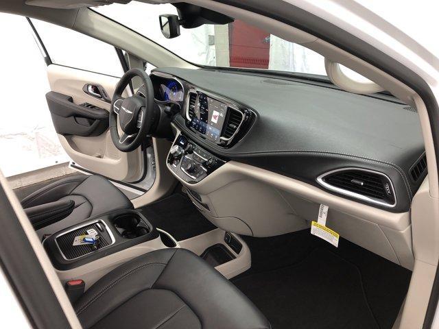 used 2024 Chrysler Pacifica car, priced at $43,988