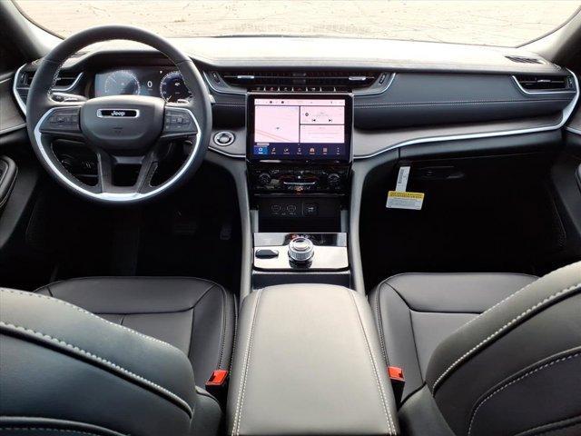 new 2025 Jeep Grand Cherokee car, priced at $46,552