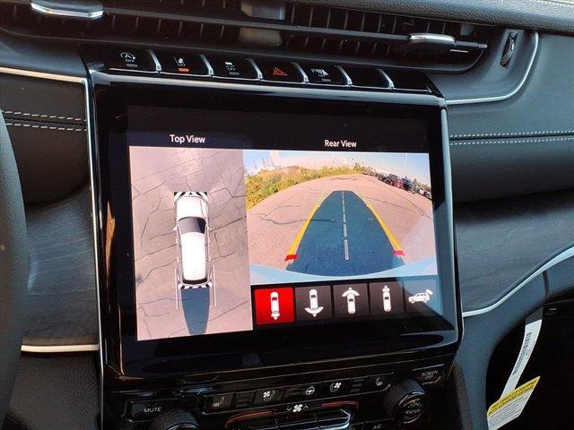 new 2025 Jeep Grand Cherokee car, priced at $48,579