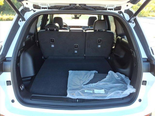 new 2025 Jeep Grand Cherokee car, priced at $48,579