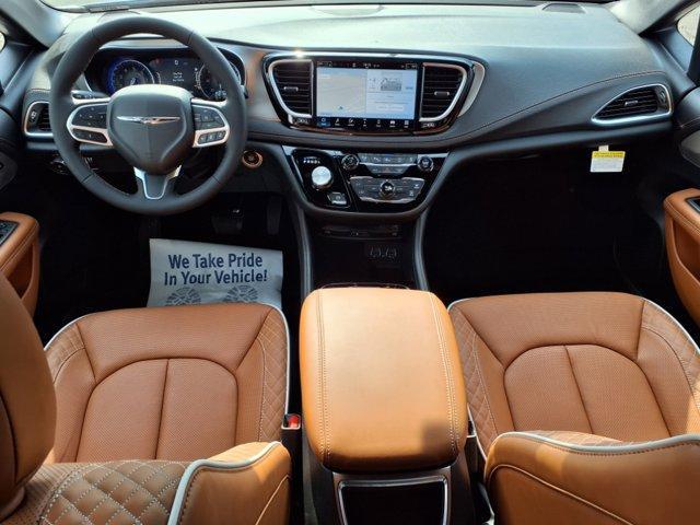 new 2025 Chrysler Pacifica car, priced at $54,695