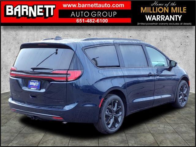 new 2025 Chrysler Pacifica car, priced at $48,426