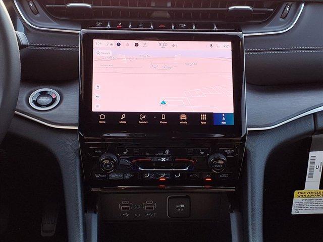 new 2025 Jeep Grand Cherokee car, priced at $42,980