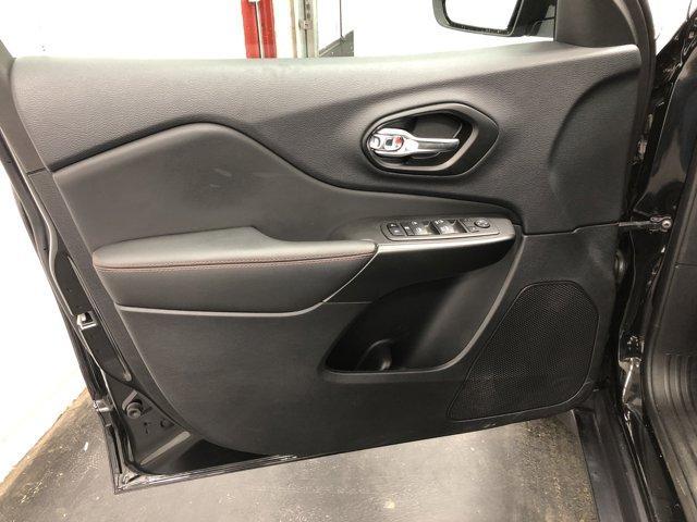 used 2023 Jeep Cherokee car, priced at $29,988