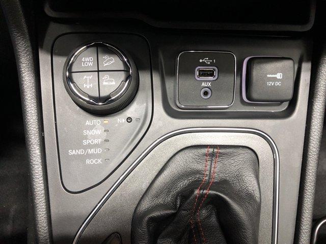 used 2023 Jeep Cherokee car, priced at $29,988