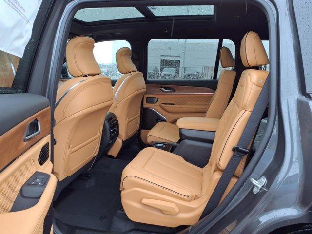 new 2025 Jeep Grand Cherokee L car, priced at $58,648