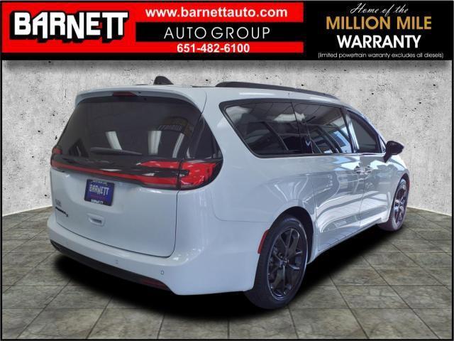 new 2024 Chrysler Pacifica car, priced at $36,999